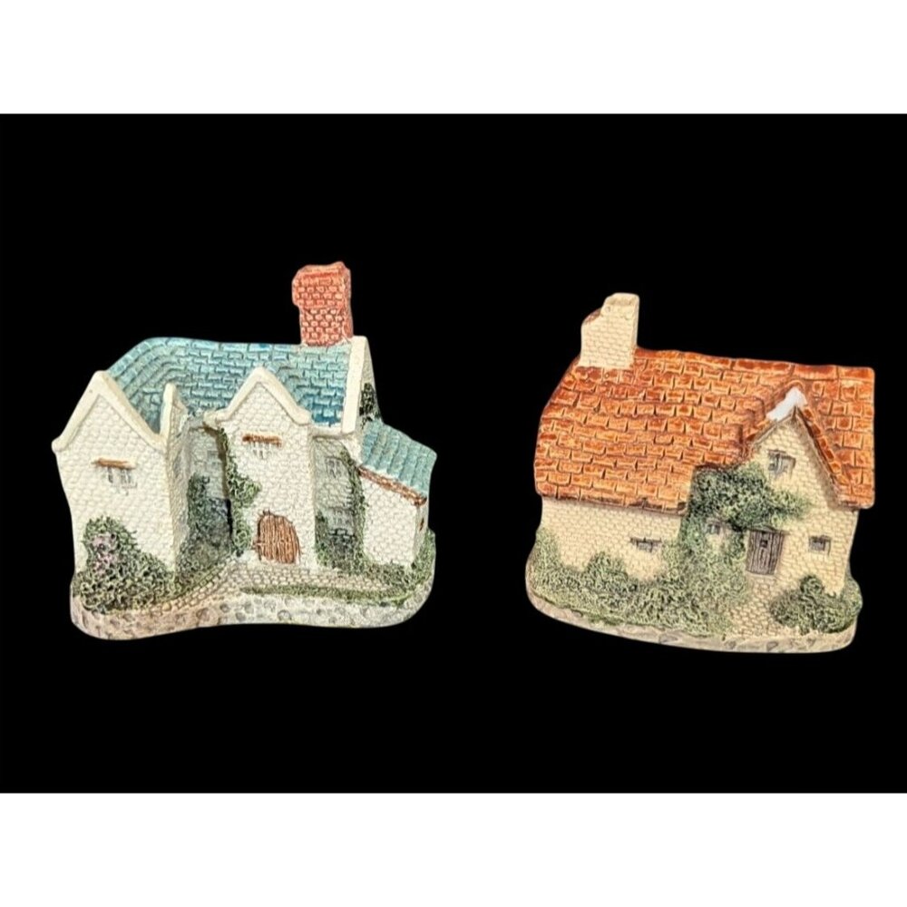 Miniature‎ Hampshire Manor & Ambleside Cottage Figurines Museum Collections 1987